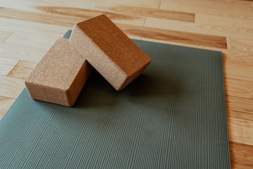 How to Use Yoga Blocks for a Balanced Practice 6 b8q5fhbsyik1688629394